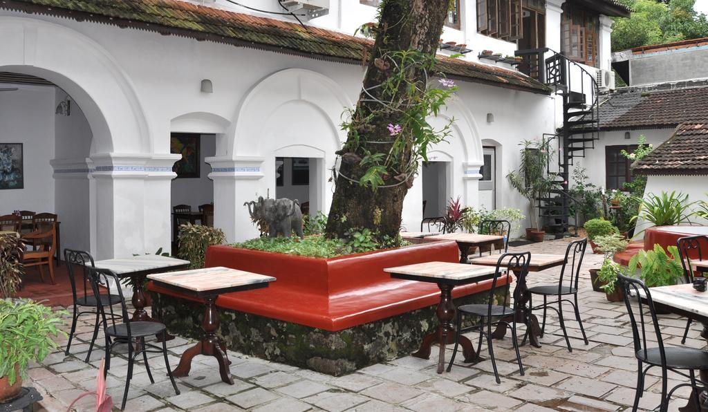 Old Courtyard Hotel Kochi Εξωτερικό φωτογραφία