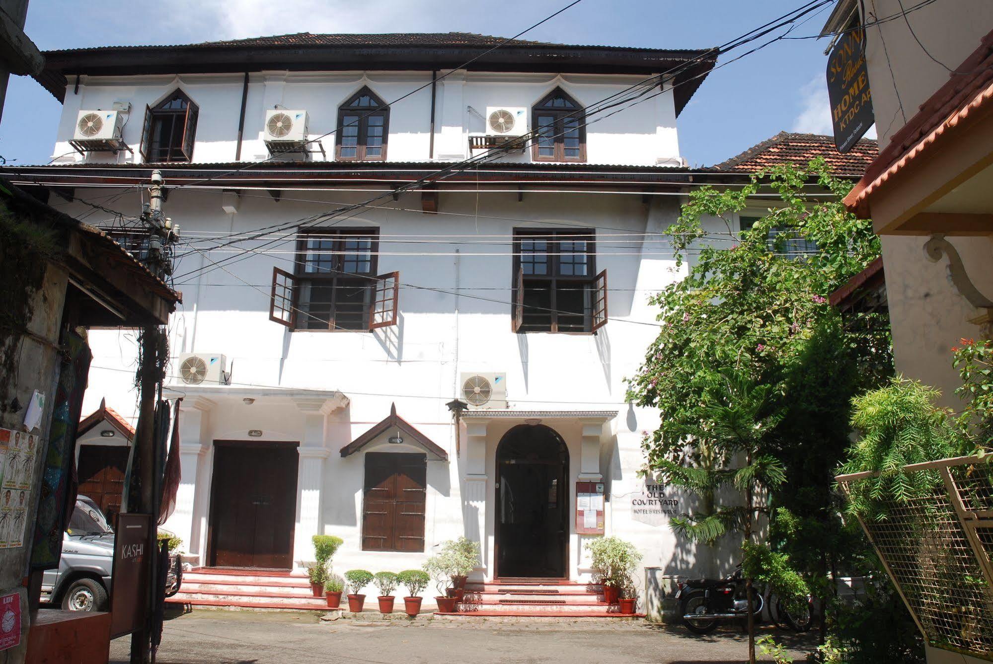 Old Courtyard Hotel Kochi Εξωτερικό φωτογραφία